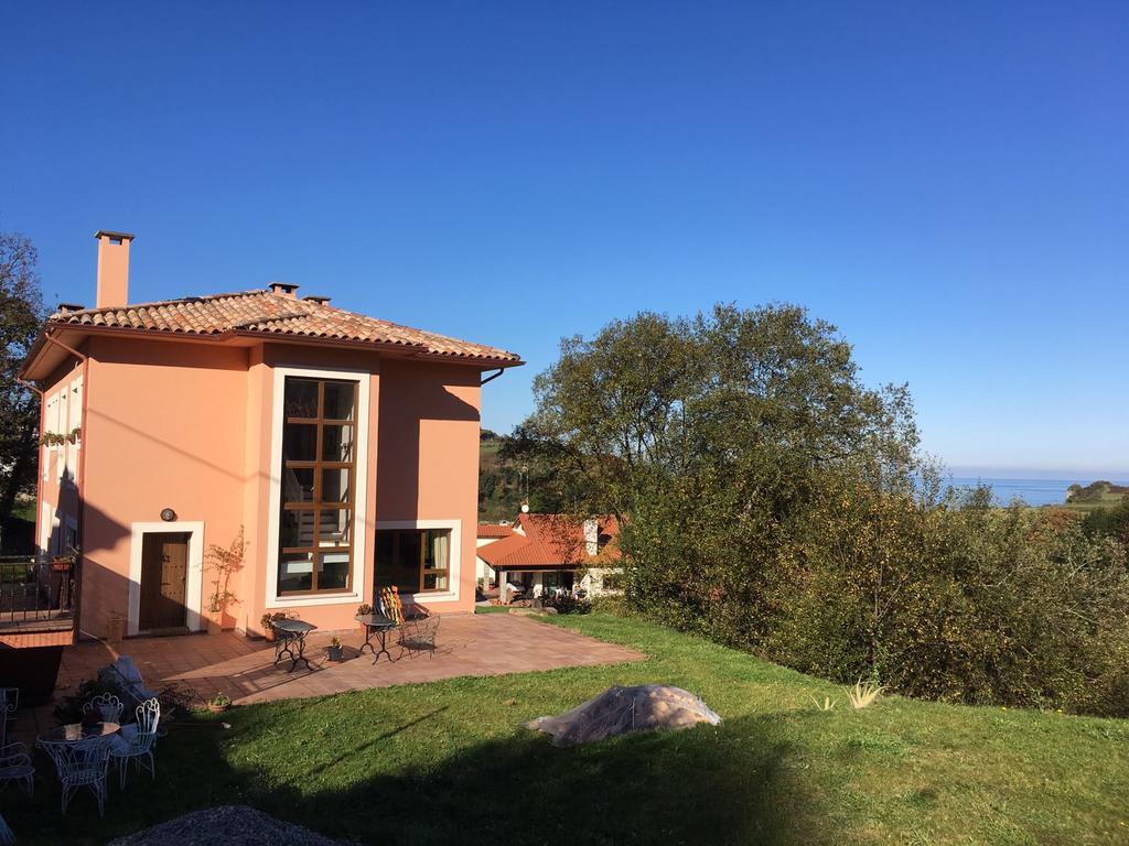 La Casa En El Camino